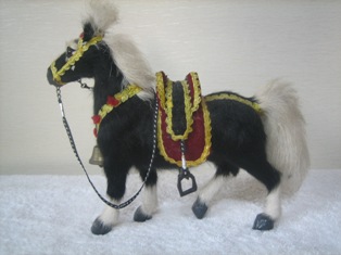 馬４　モンゴル土産の馬